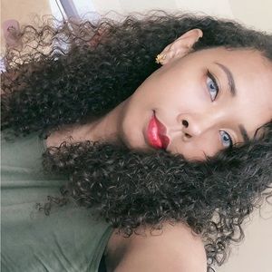 Meet your Posher, Mariah